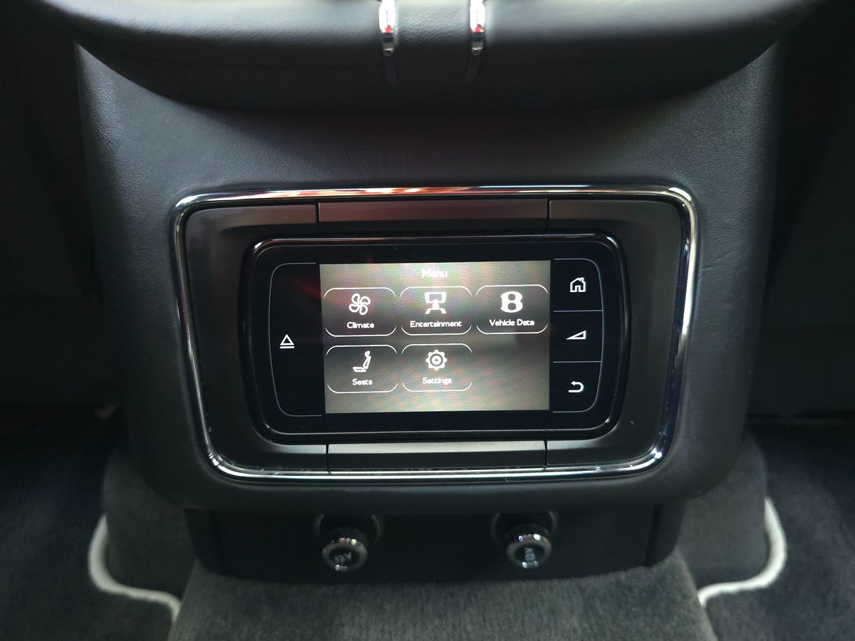 2020 Bentley Bentayga Base - Photo 18