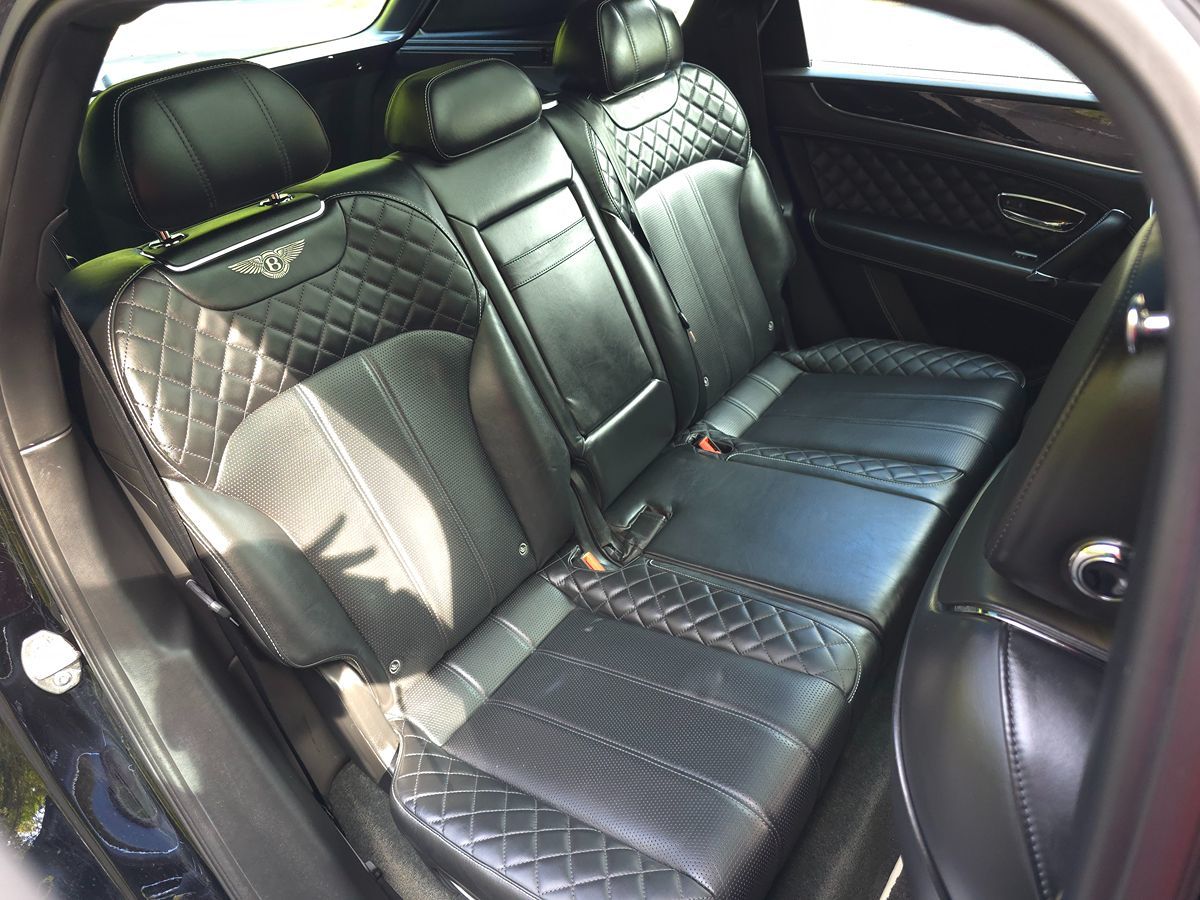 2020 Bentley Bentayga Base - Photo 25