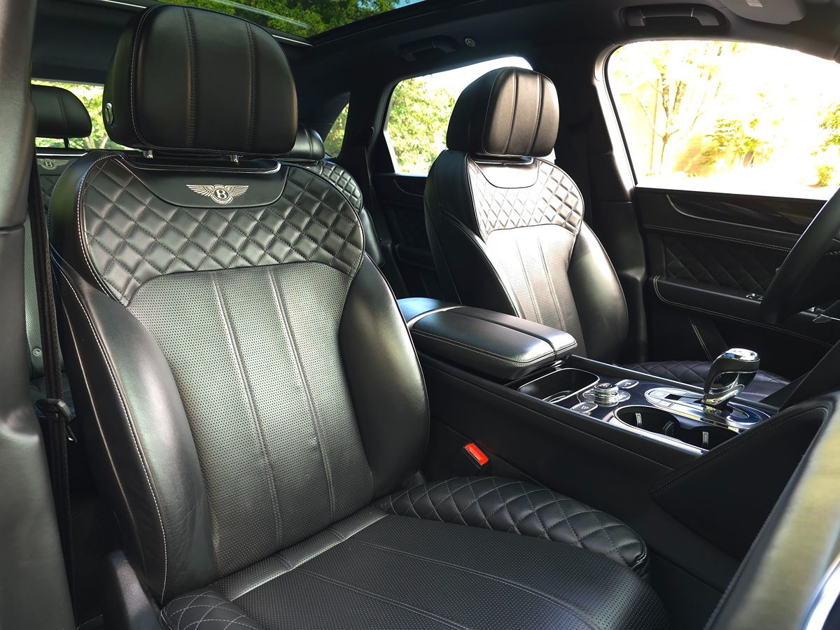 2020 Bentley Bentayga Base - Photo 28