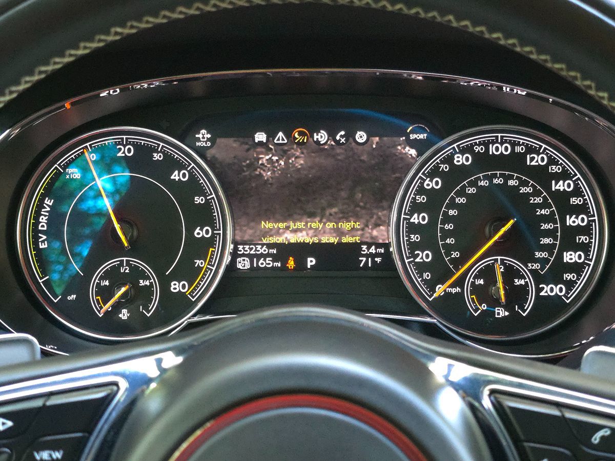 2020 Bentley Bentayga Hybrid photo 32
