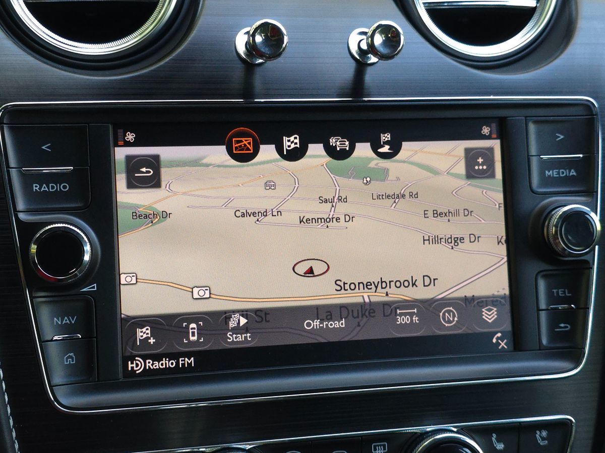 2020 Bentley Bentayga Base - Photo 41