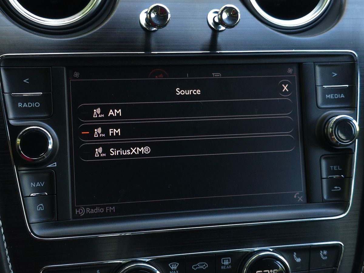 2020 Bentley Bentayga Base - Photo 44