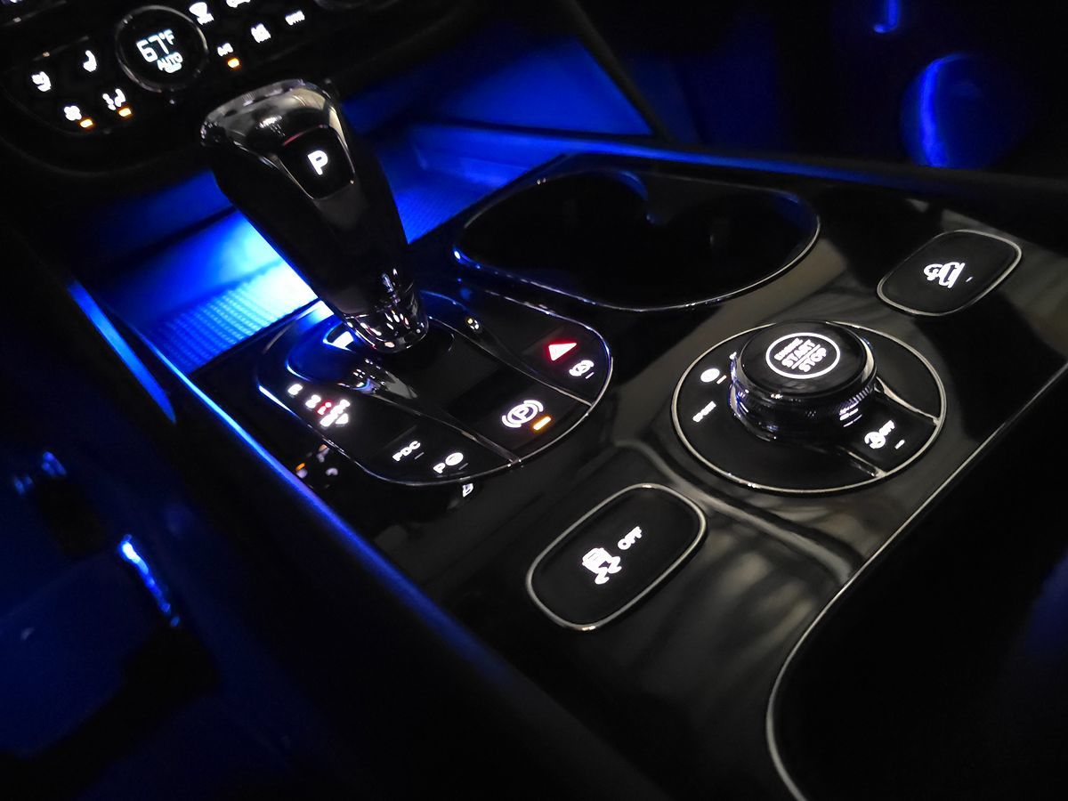 2020 Bentley Bentayga Hybrid photo 60
