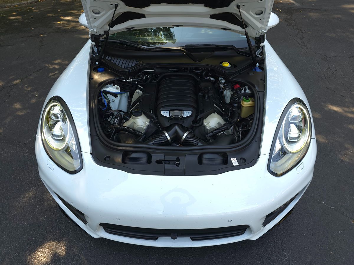 2016 Porsche Panamera GTS - Photo 52