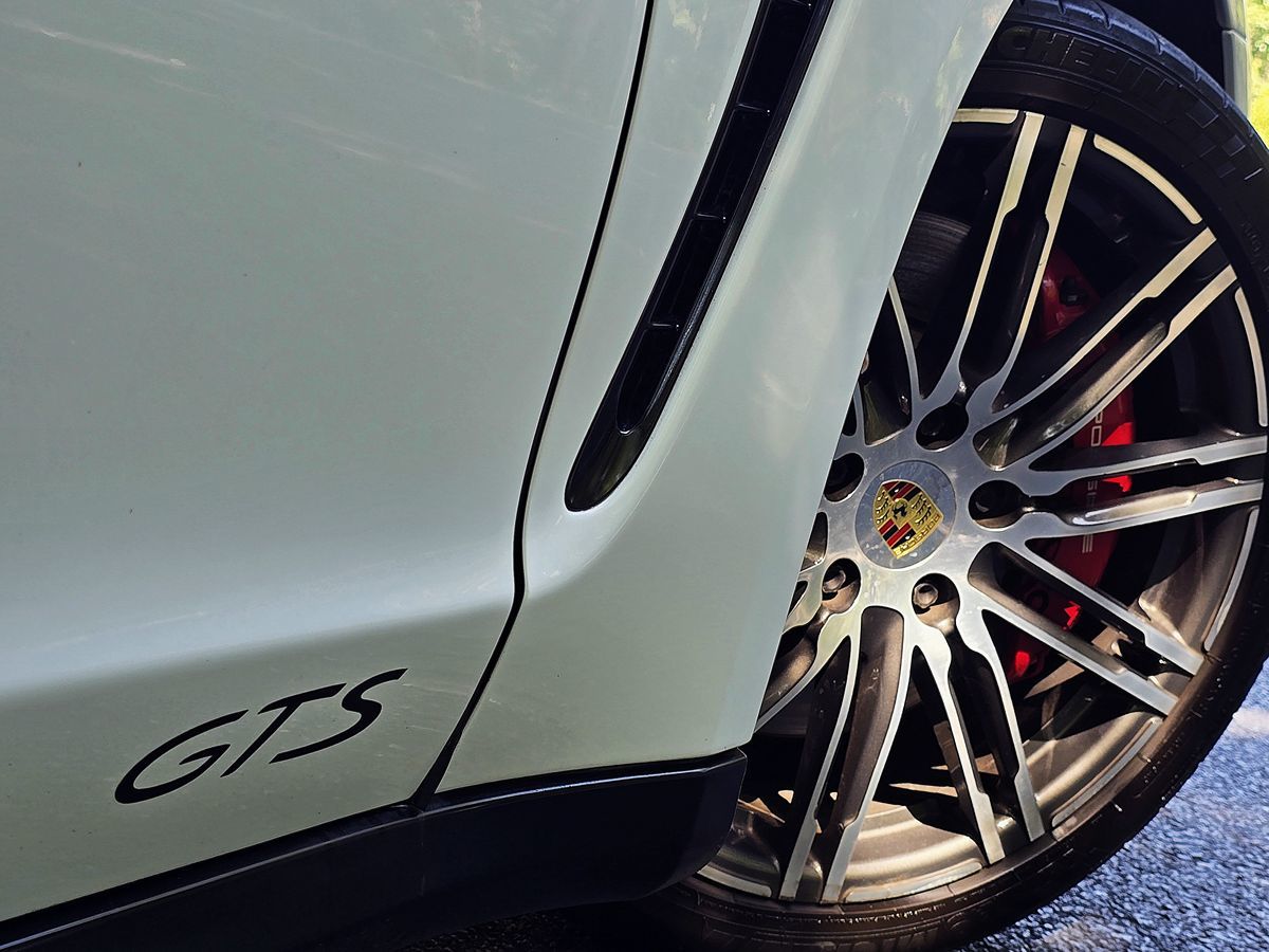 2016 Porsche Panamera GTS - Photo 50
