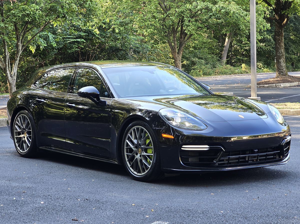 2018 Porsche Panamera Turbo E-Hybrid Sport Turismo photo 8