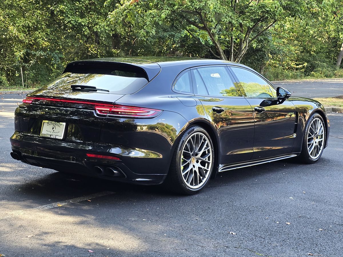 2018 Porsche Panamera Turbo E-Hybrid Sport Turismo photo 6
