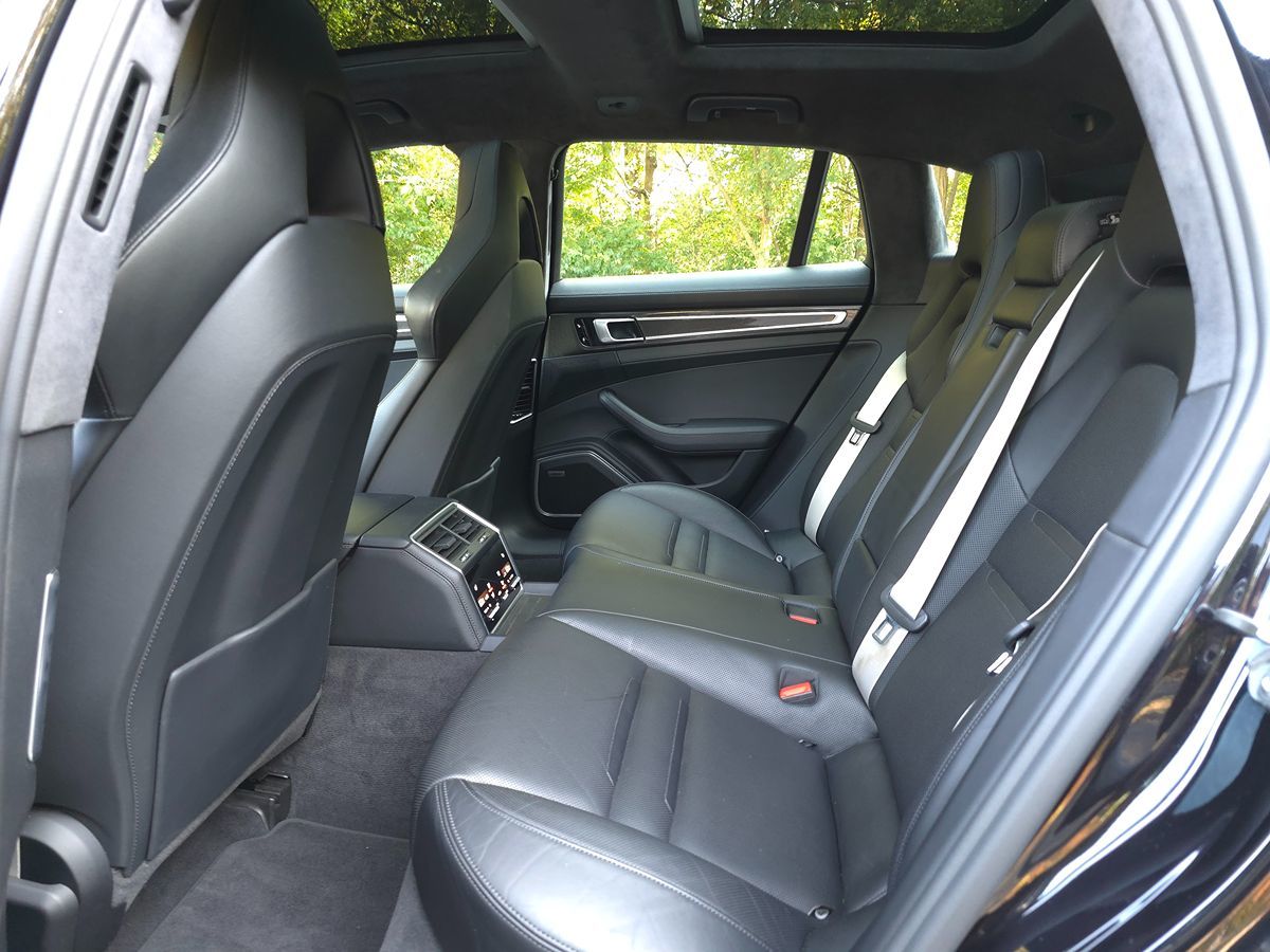 2018 Porsche Panamera Turbo E-Hybrid Sport Turismo photo 15