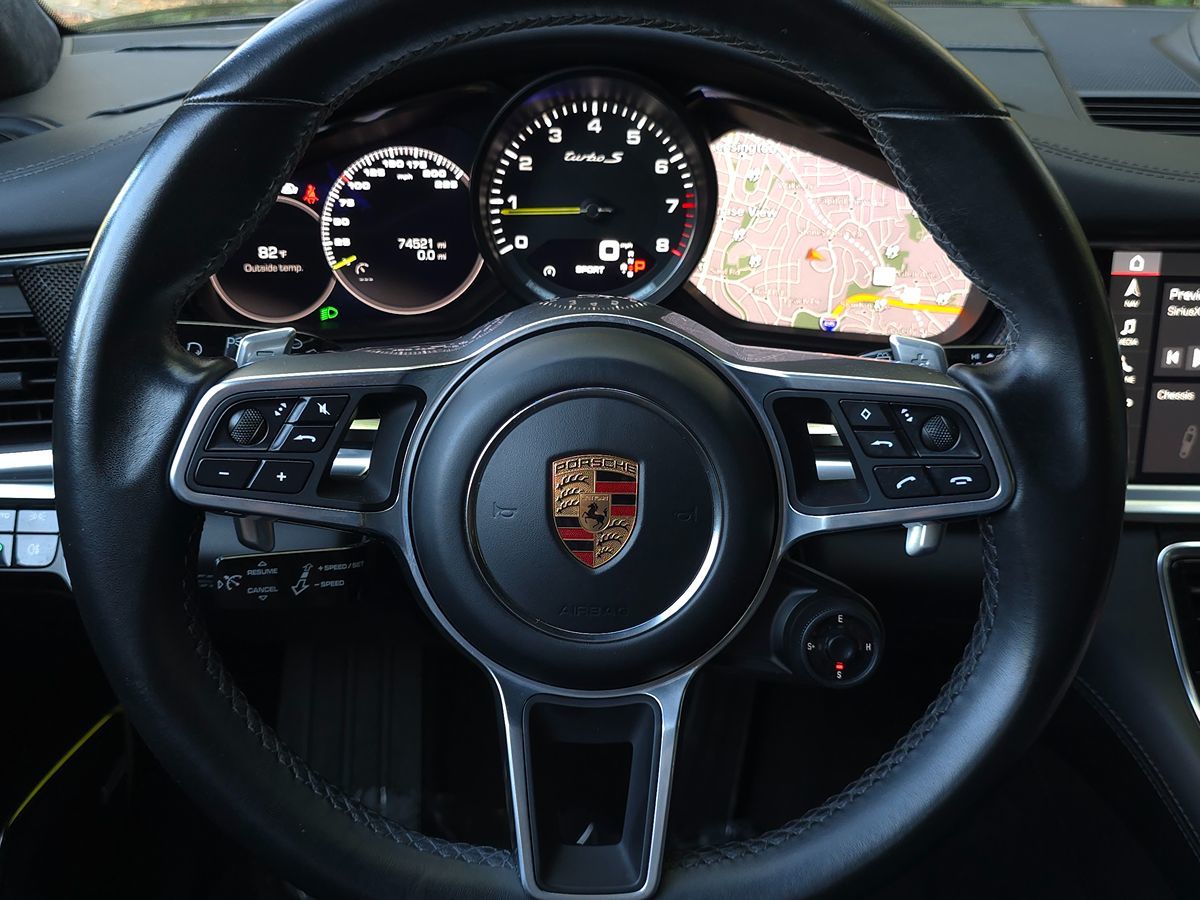 2018 Porsche Panamera Turbo E-Hybrid Sport Turismo photo 30