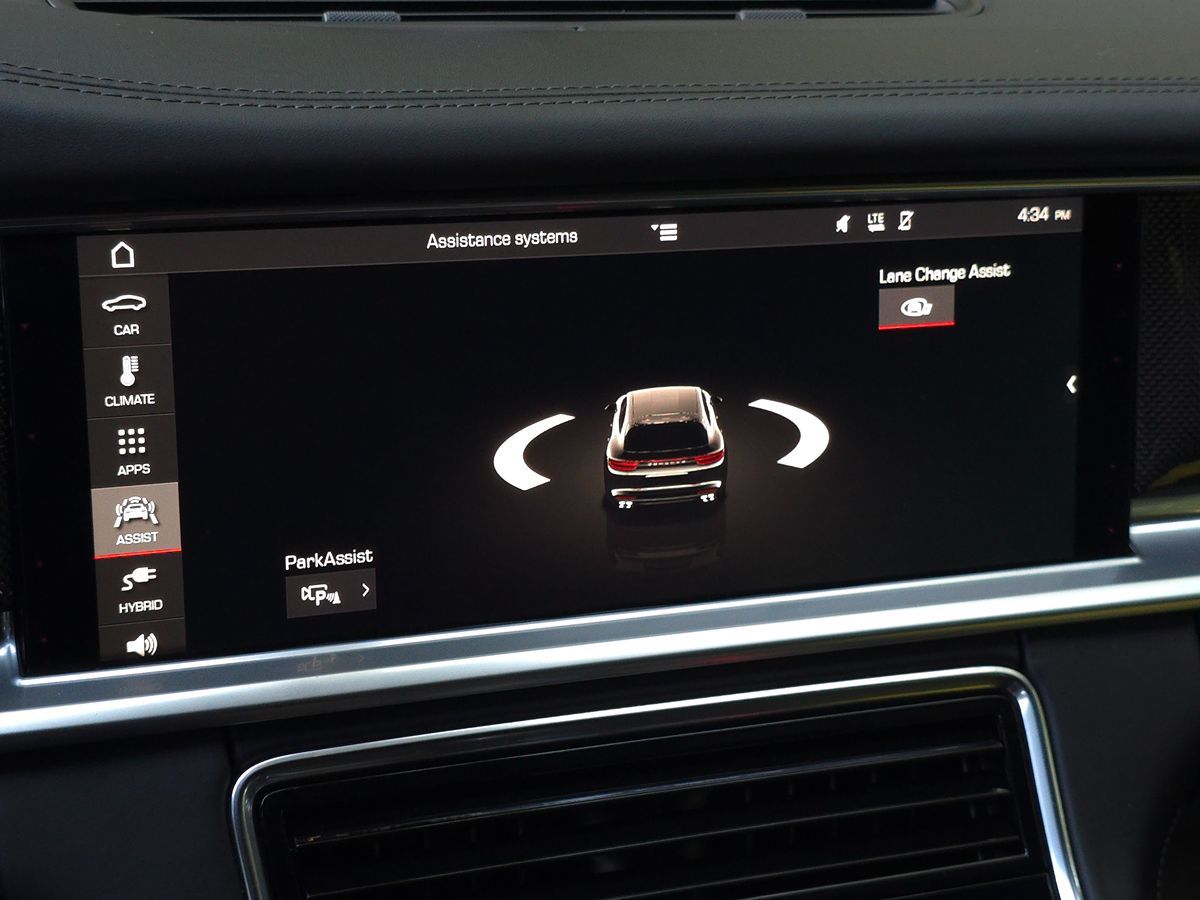 2018 Porsche Panamera Turbo E-Hybrid Sport Turismo photo 41