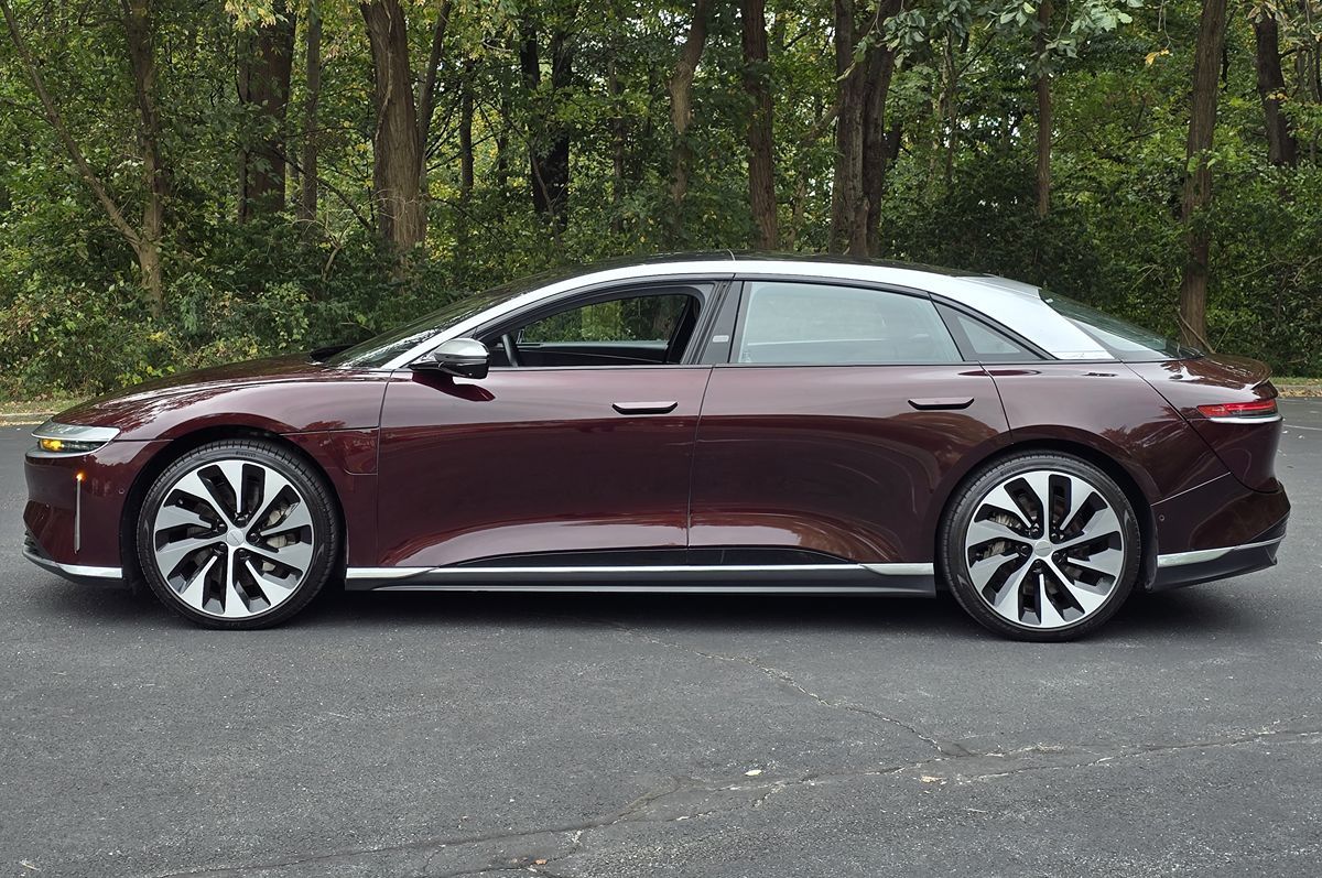 2022 Lucid Air Grand Touring photo 3
