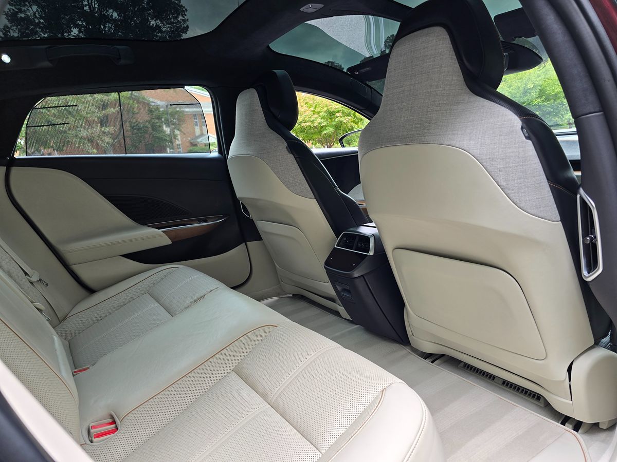 2022 Lucid Air Grand Touring photo 19