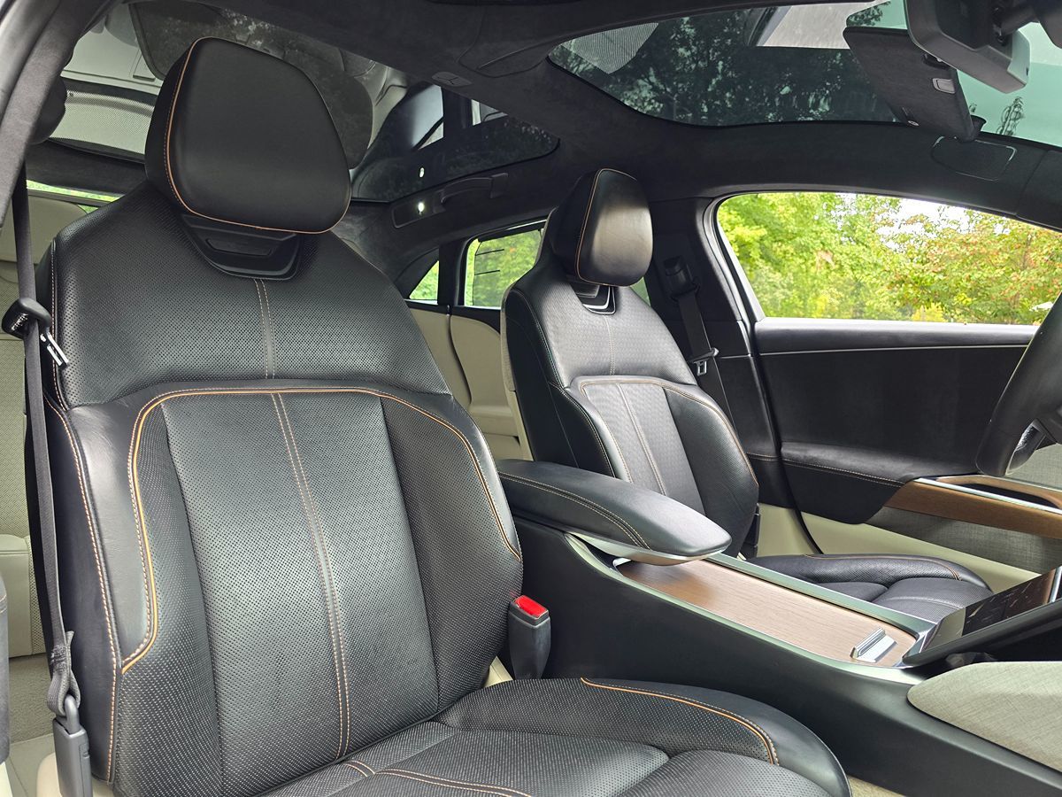 2022 Lucid Air Grand Touring photo 20