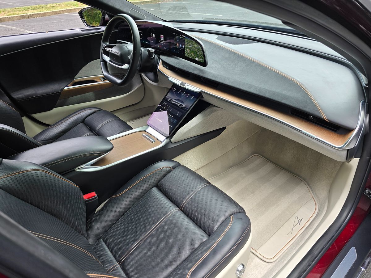 2022 Lucid Air Grand Touring photo 22