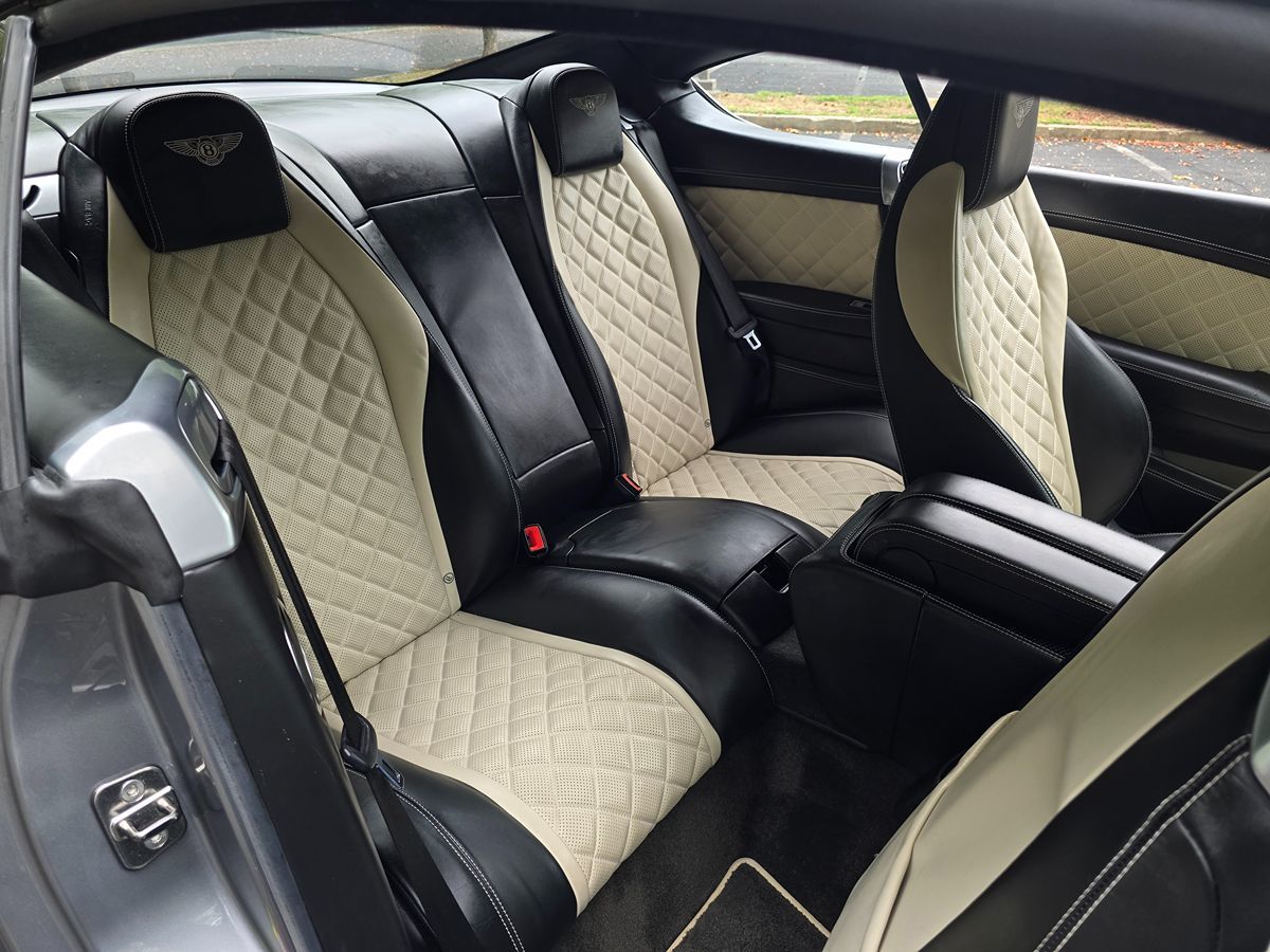 2016 Bentley Continental GT V8 S photo 17
