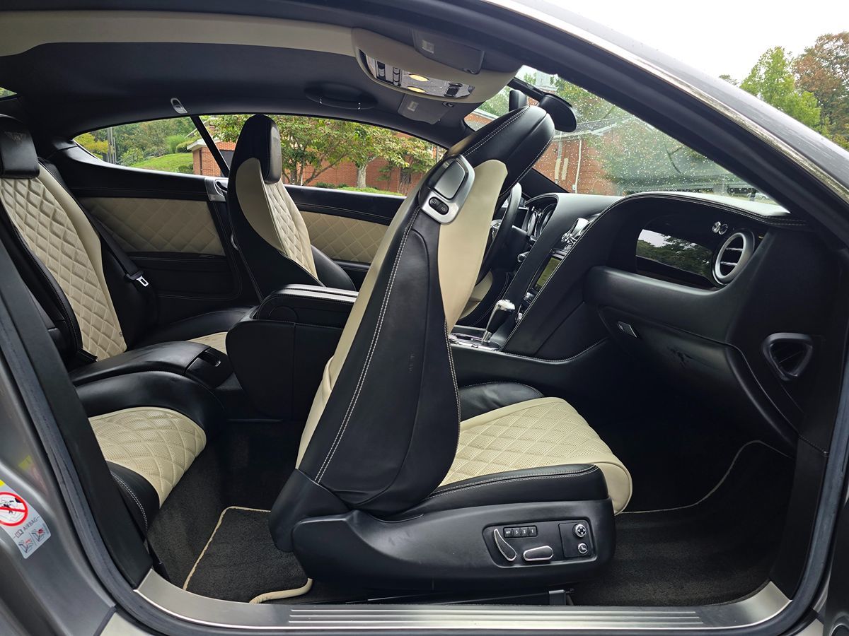 2016 Bentley Continental GT V8 S photo 18