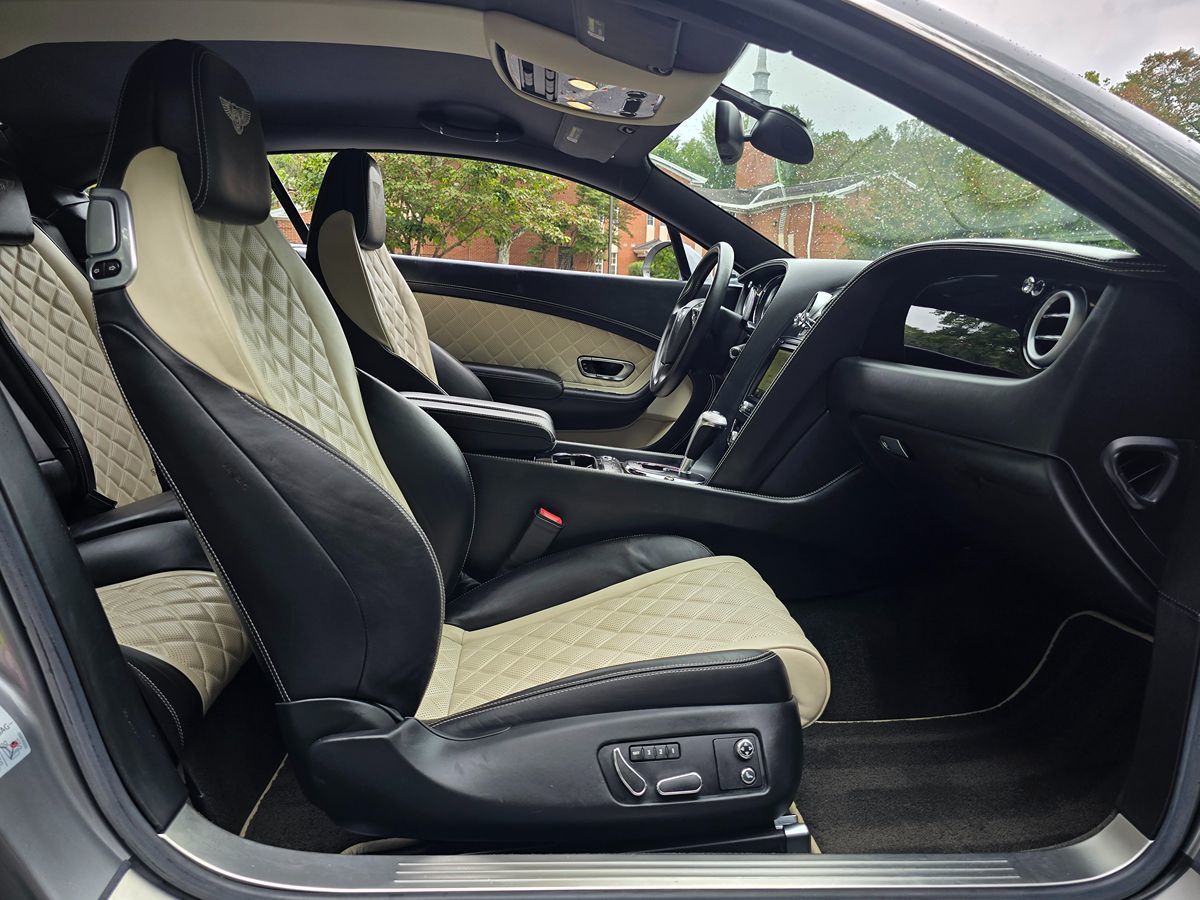 2016 Bentley Continental GT V8 S photo 21
