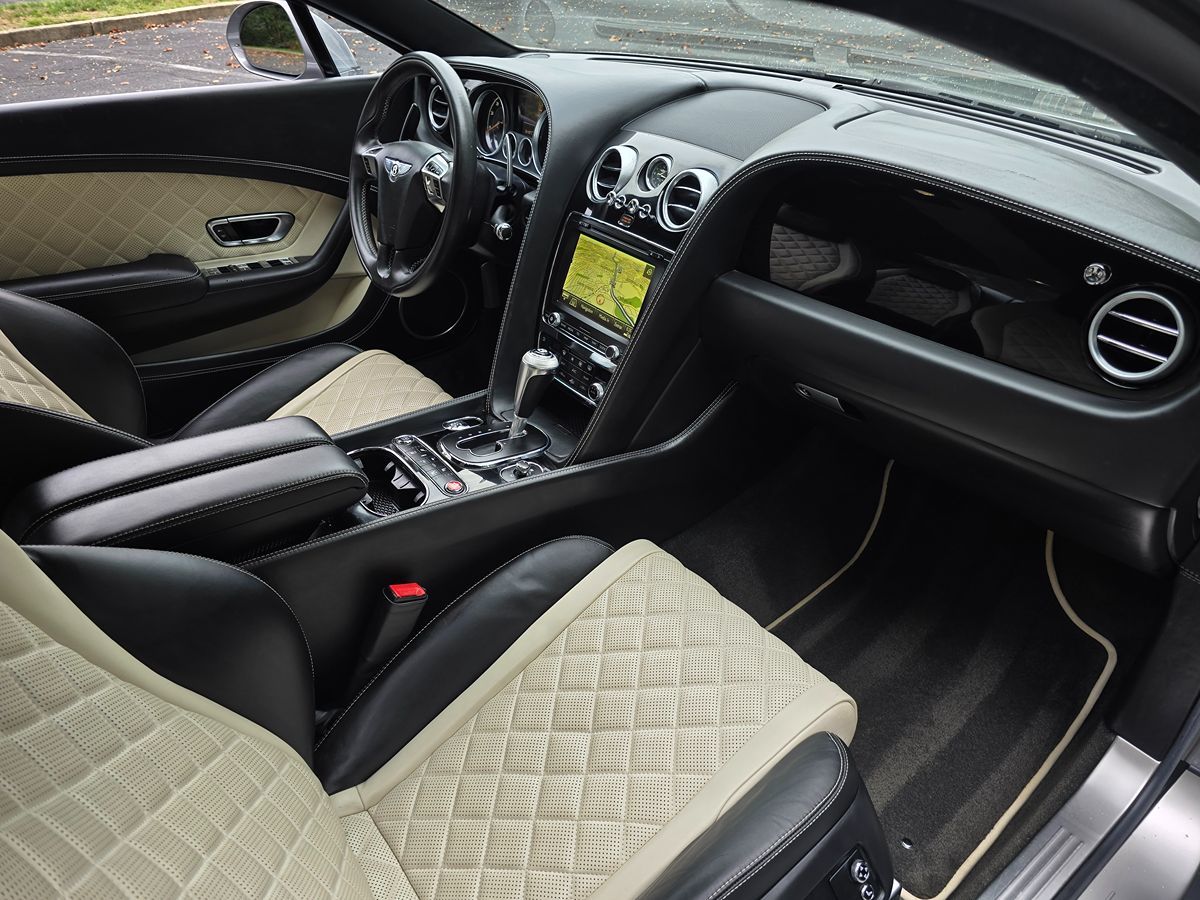 2016 Bentley Continental GT V8 S photo 22