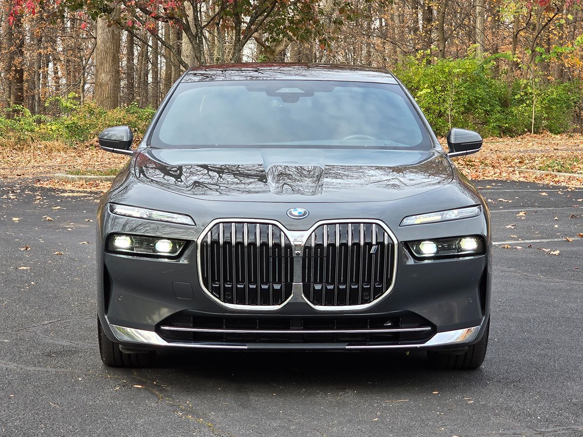 2024 BMW i7 Base - Photo 9