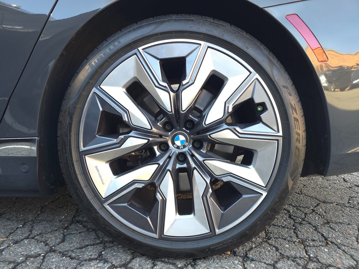 2024 BMW i7 Base - Photo 84