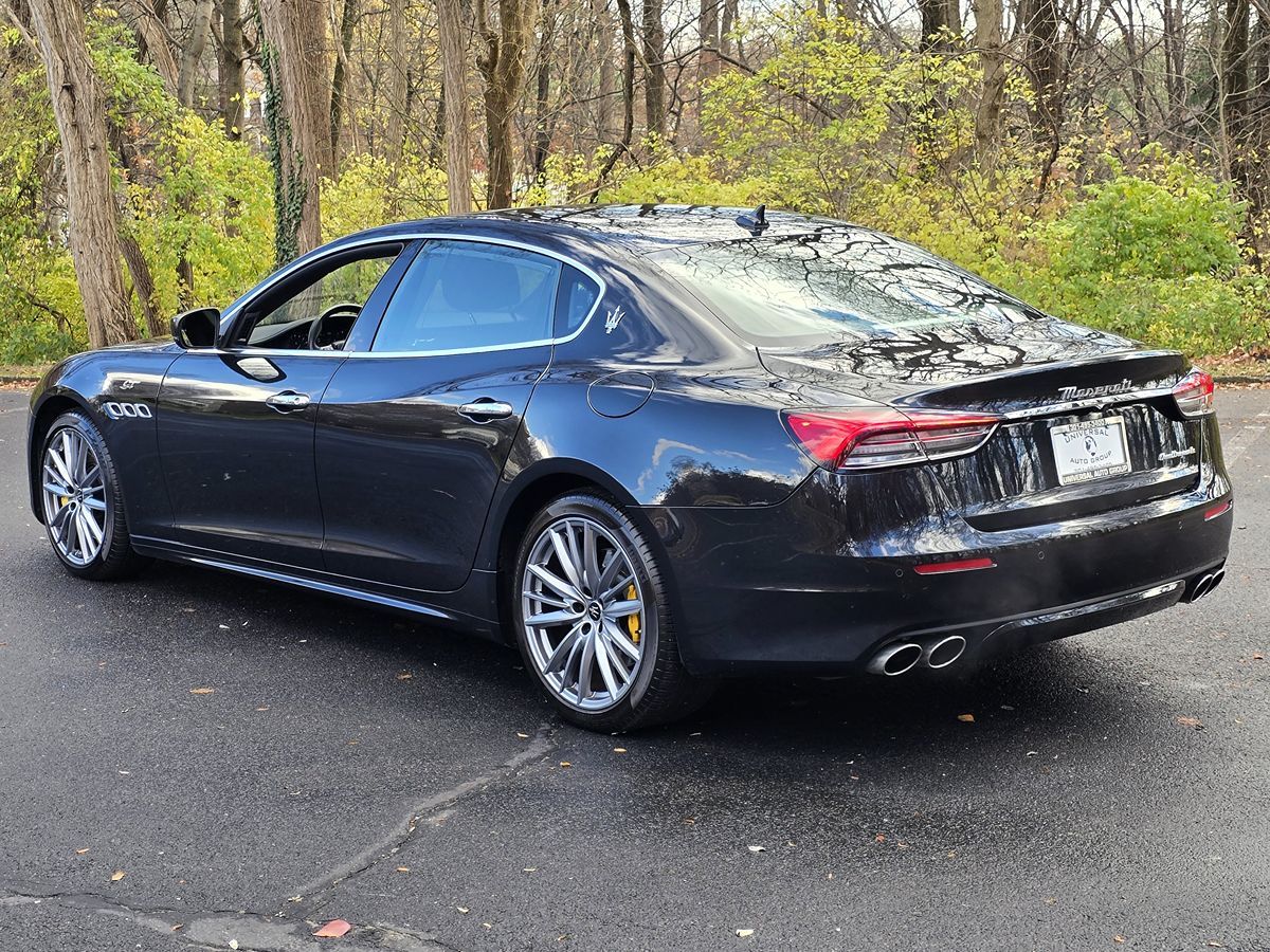 2022 Maserati Quattroporte Base GT photo 4