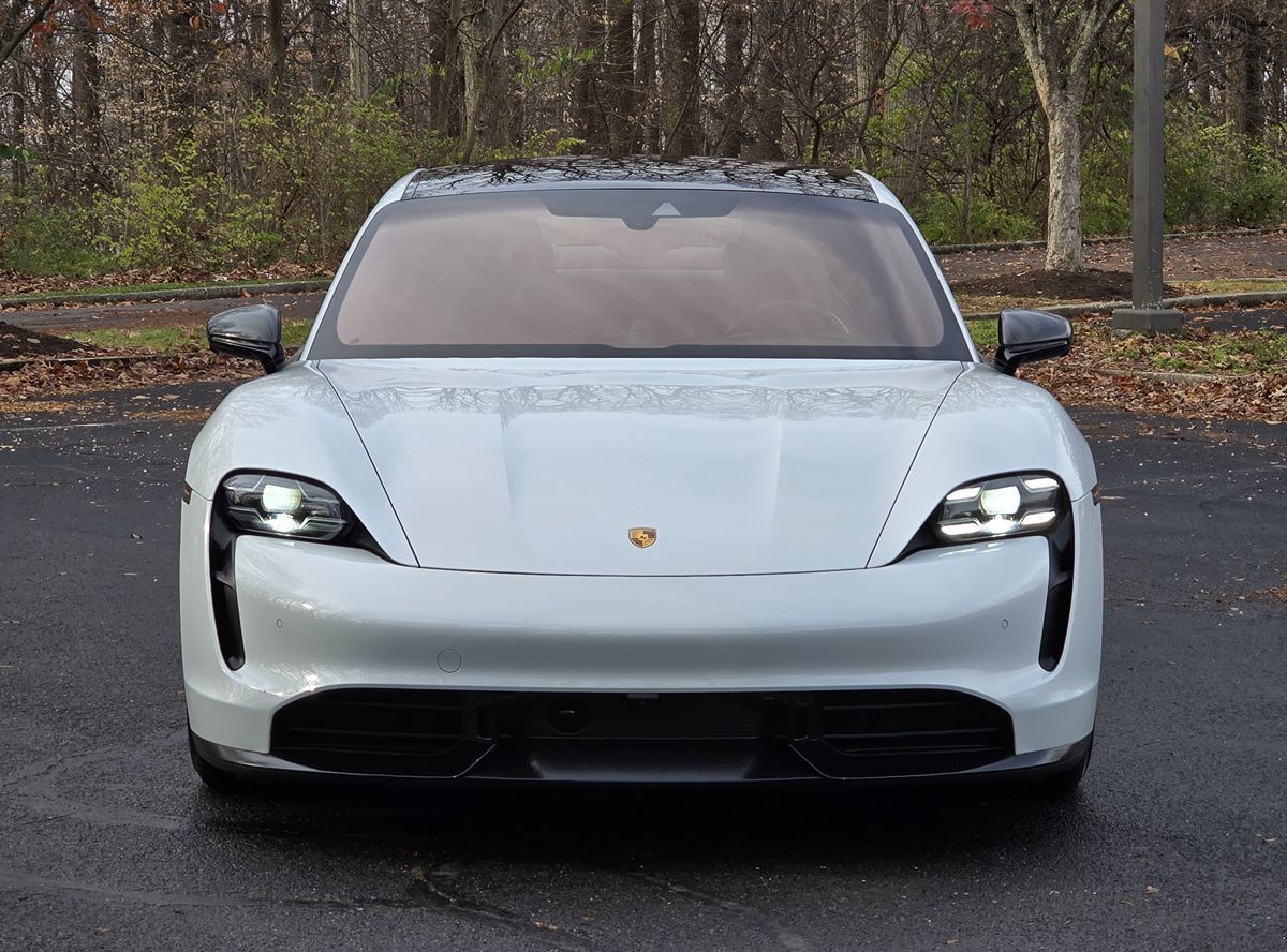 2020 Porsche Taycan Turbo - Photo 9