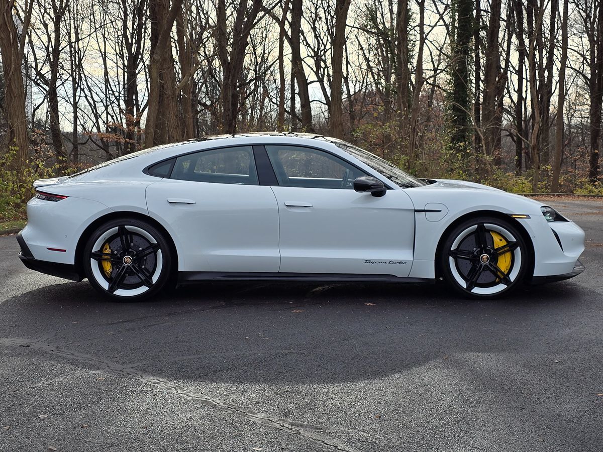 2020 Porsche Taycan Turbo - Photo 7