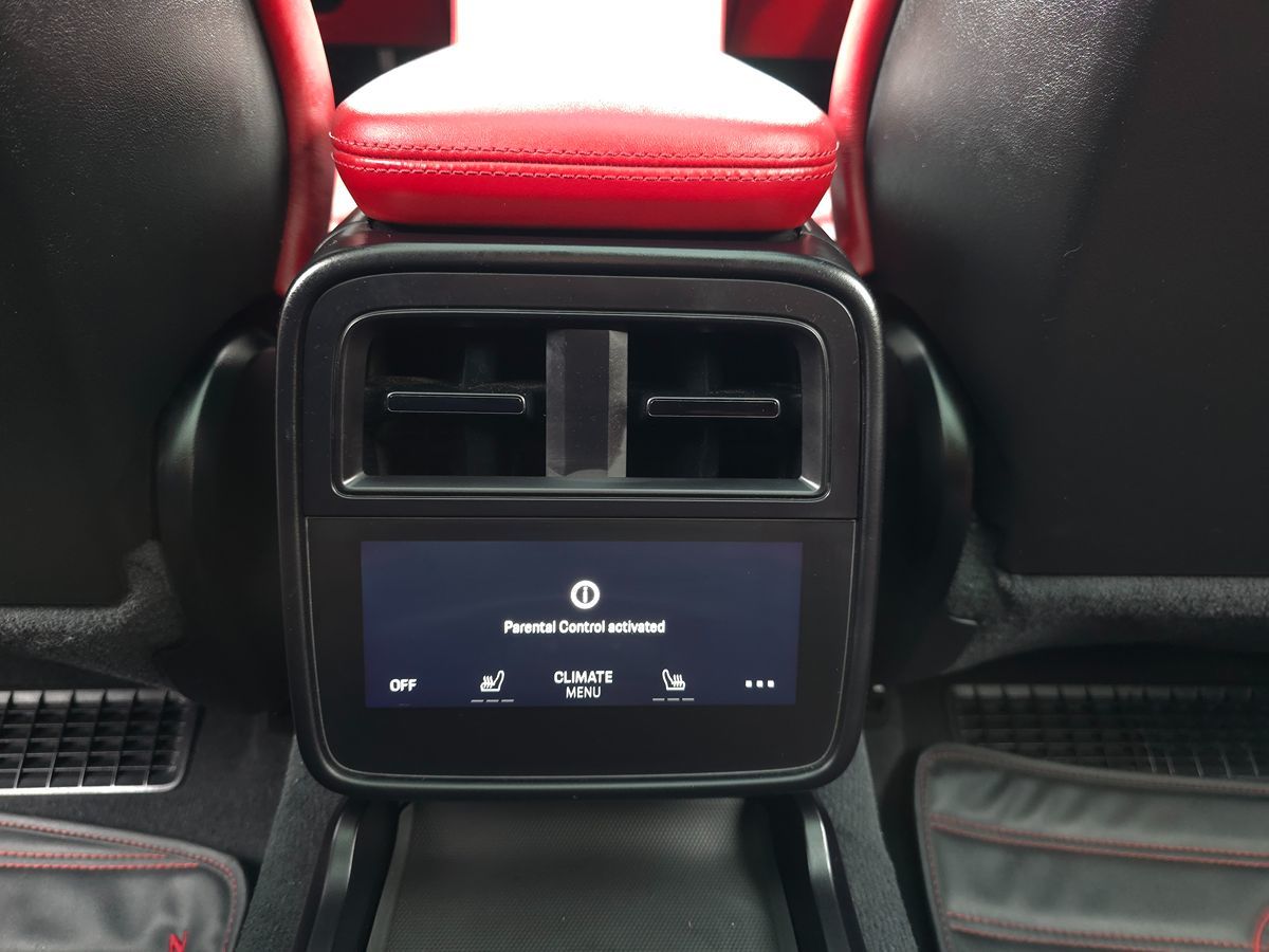 2020 Porsche Taycan Turbo - Photo 17