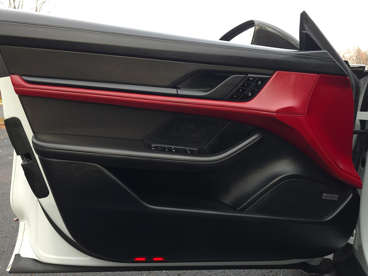2020 Porsche Taycan Turbo - Photo 27