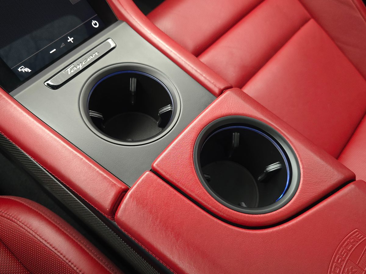 2020 Porsche Taycan Turbo - Photo 65
