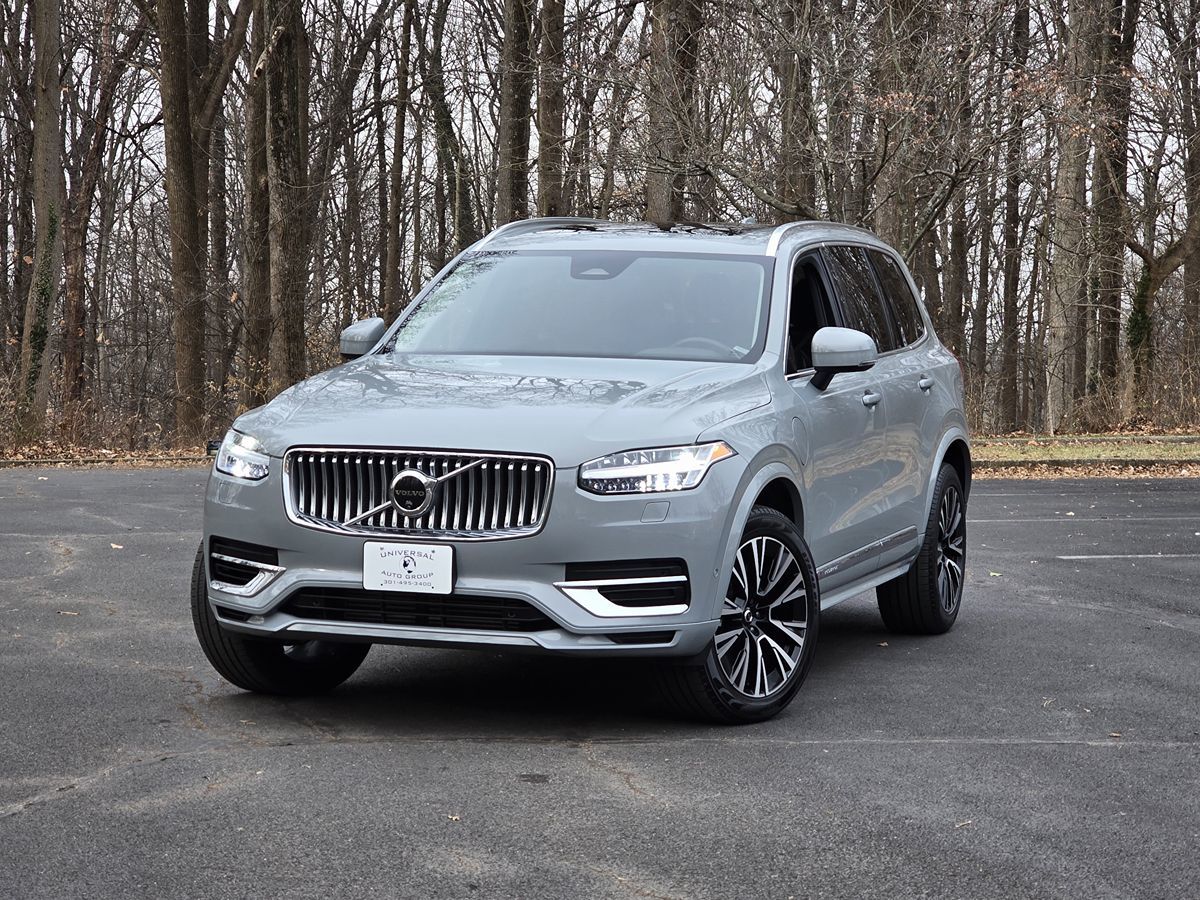 2024 Volvo XC90 Recharge T8 Plus Bright Theme 6-Passenger eAWD