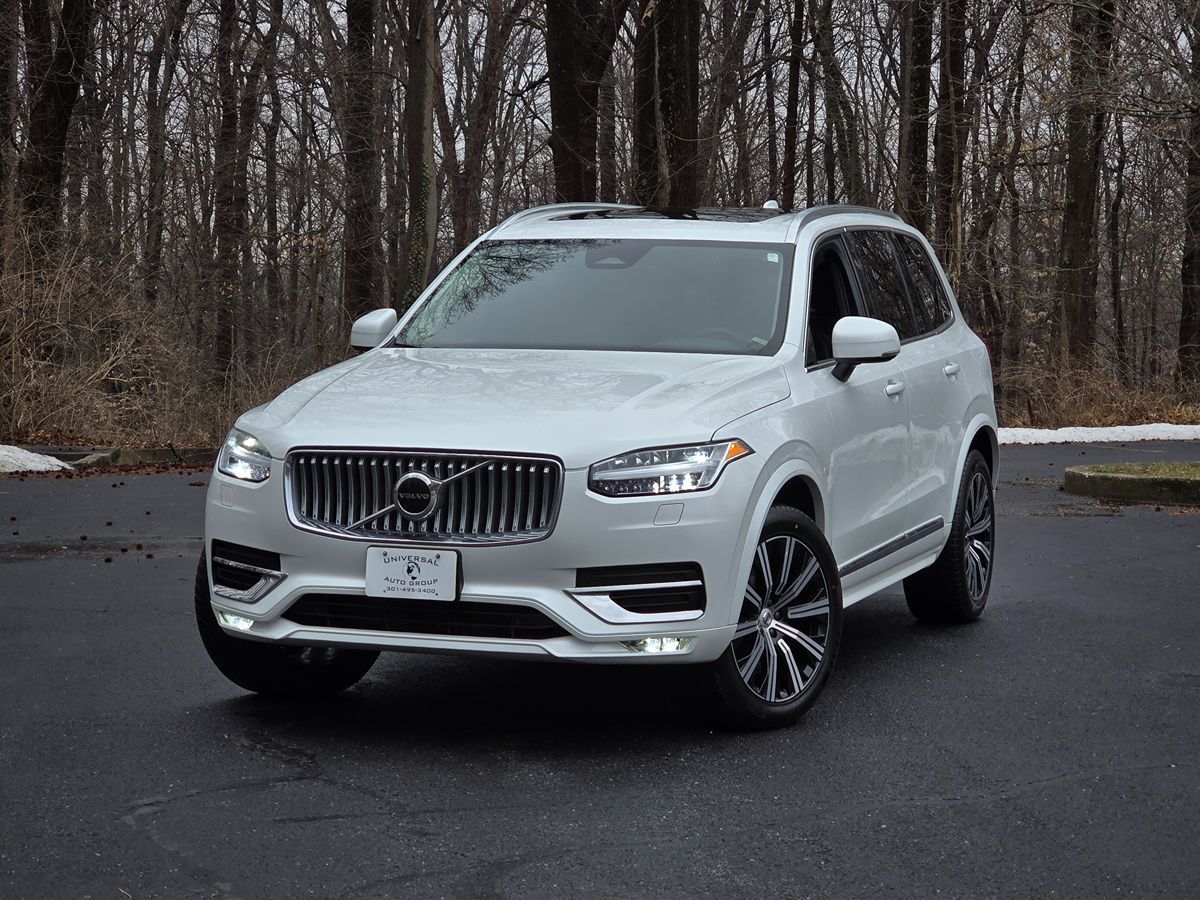 2024 Volvo XC90 Core Bright Theme