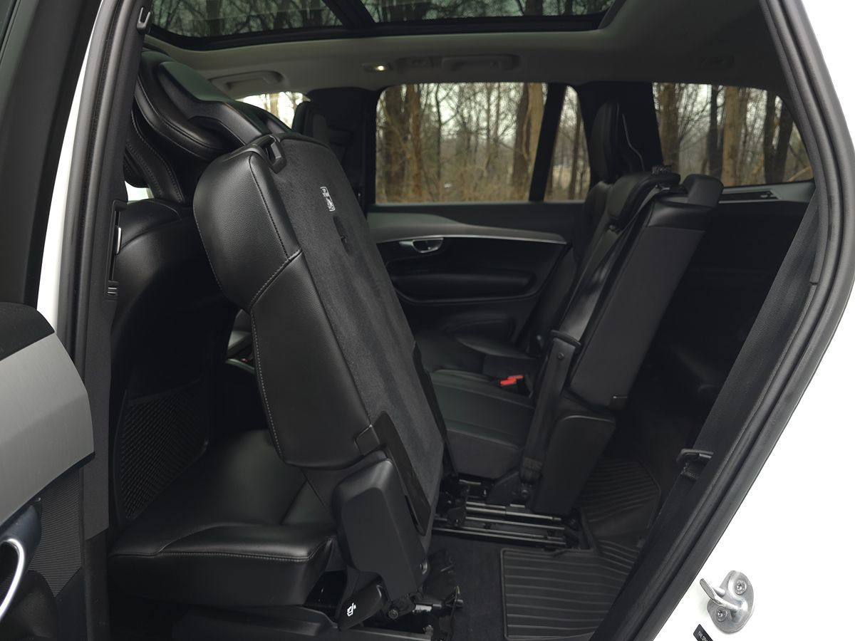 Volvo XC90 photo 17