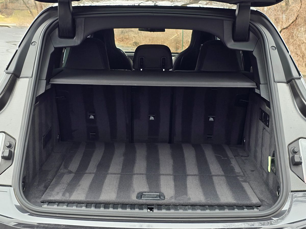 BMW iX photo 69