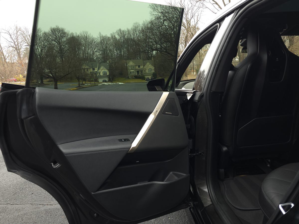 BMW iX photo 26