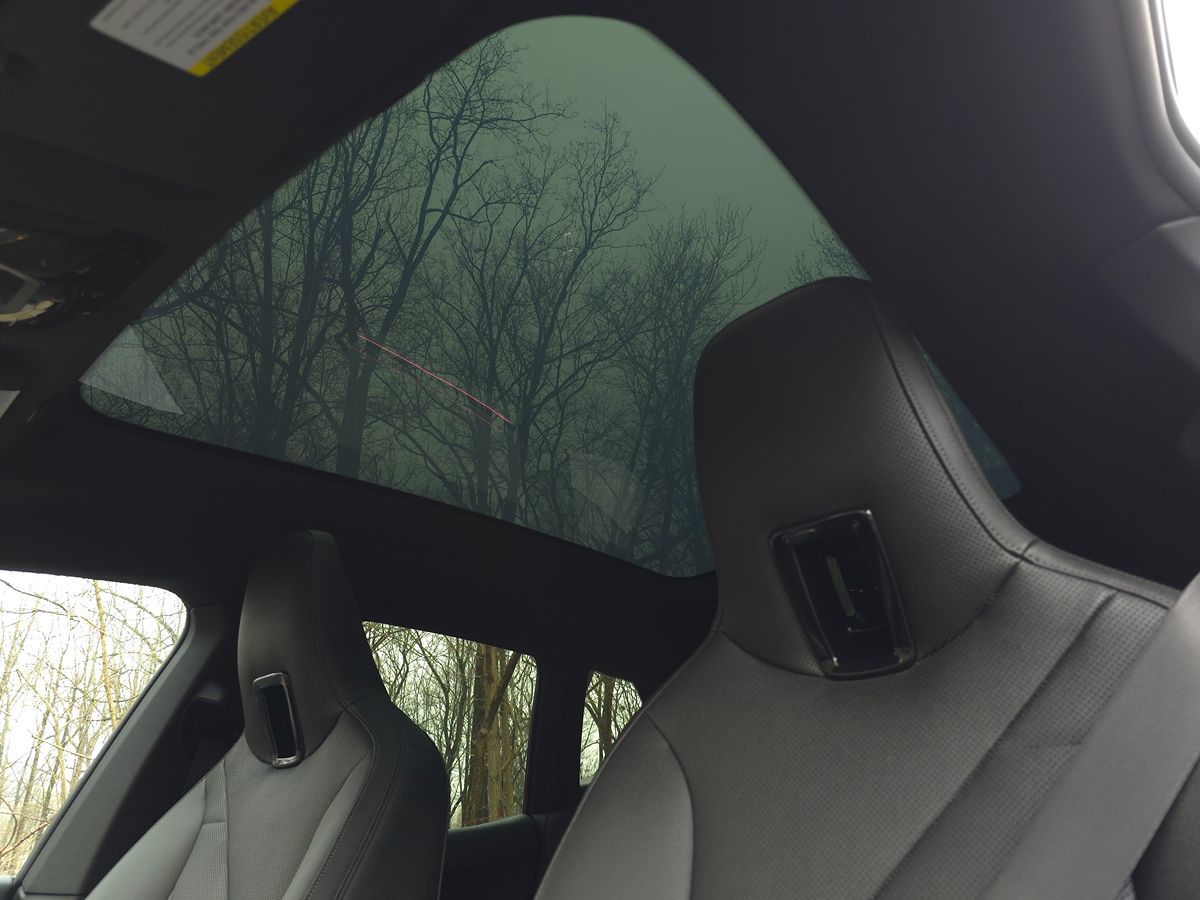 BMW iX photo 61