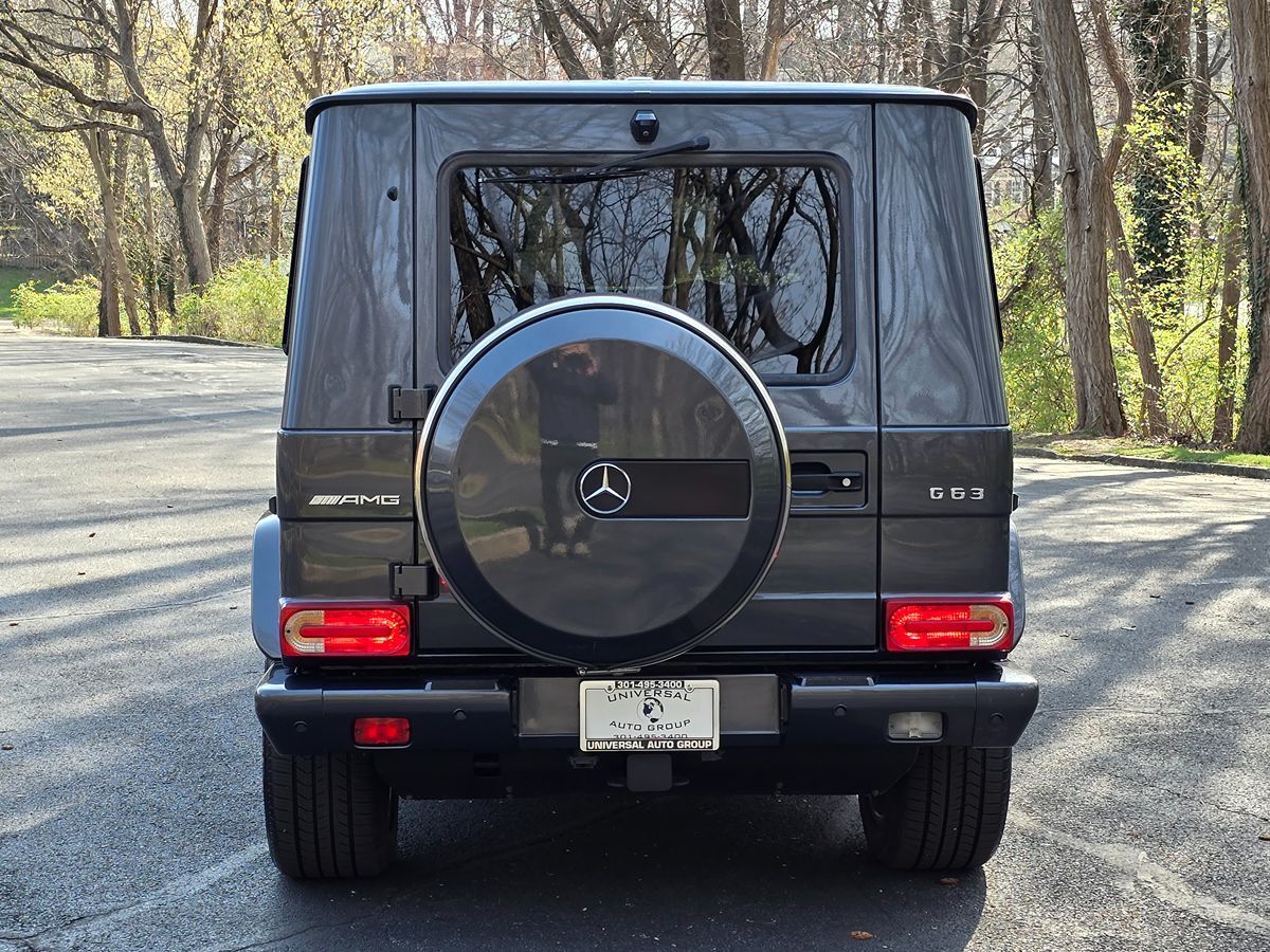 Mercedes-Benz AMG G 63 photo 5