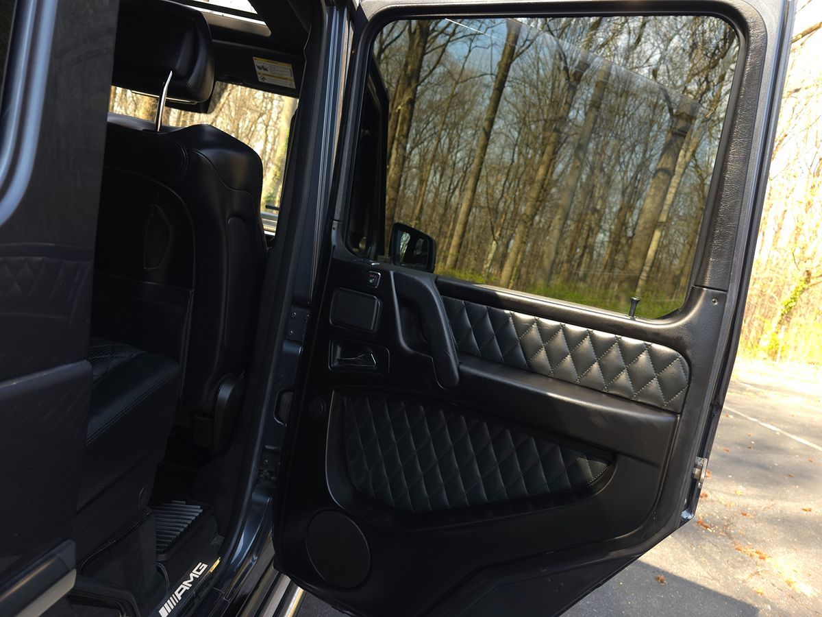 Mercedes-Benz AMG G 63 photo 24