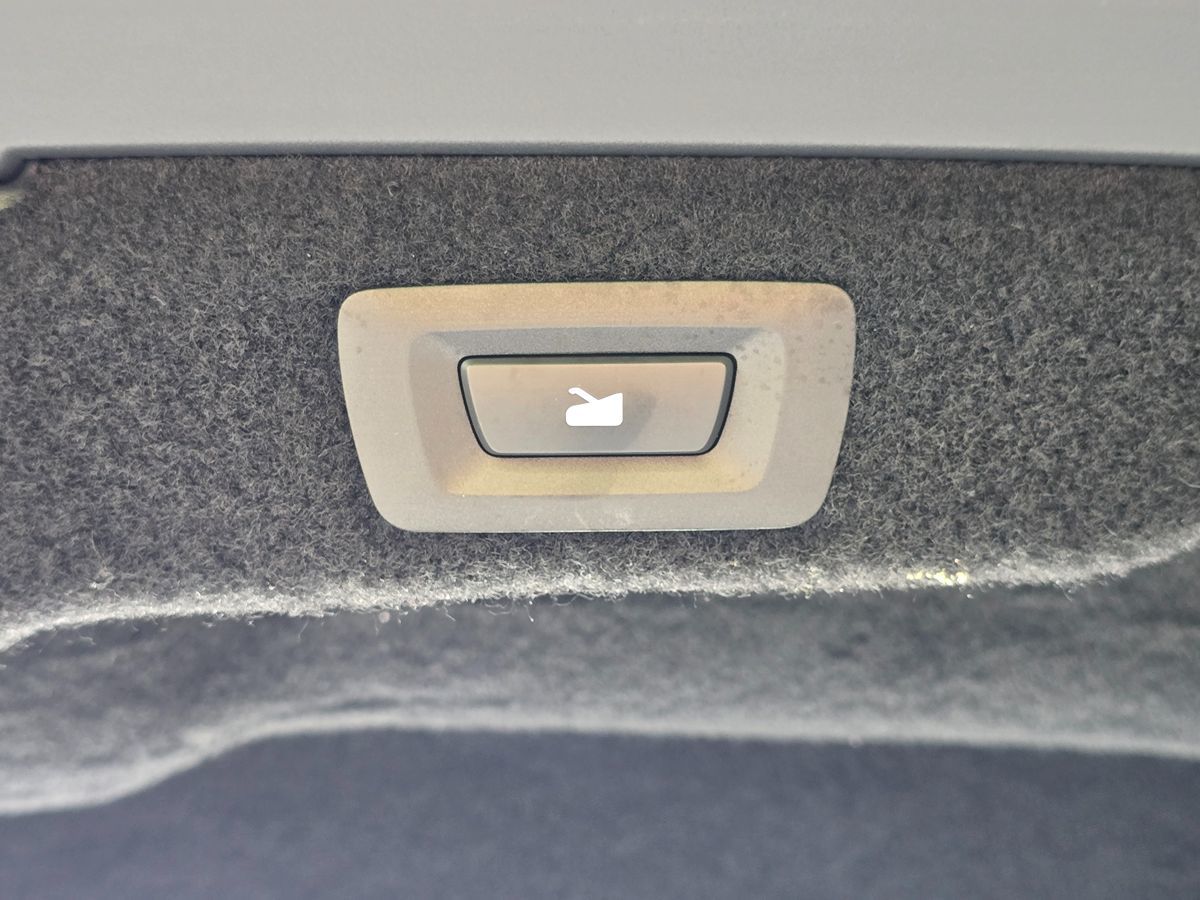 Lucid Air photo 68