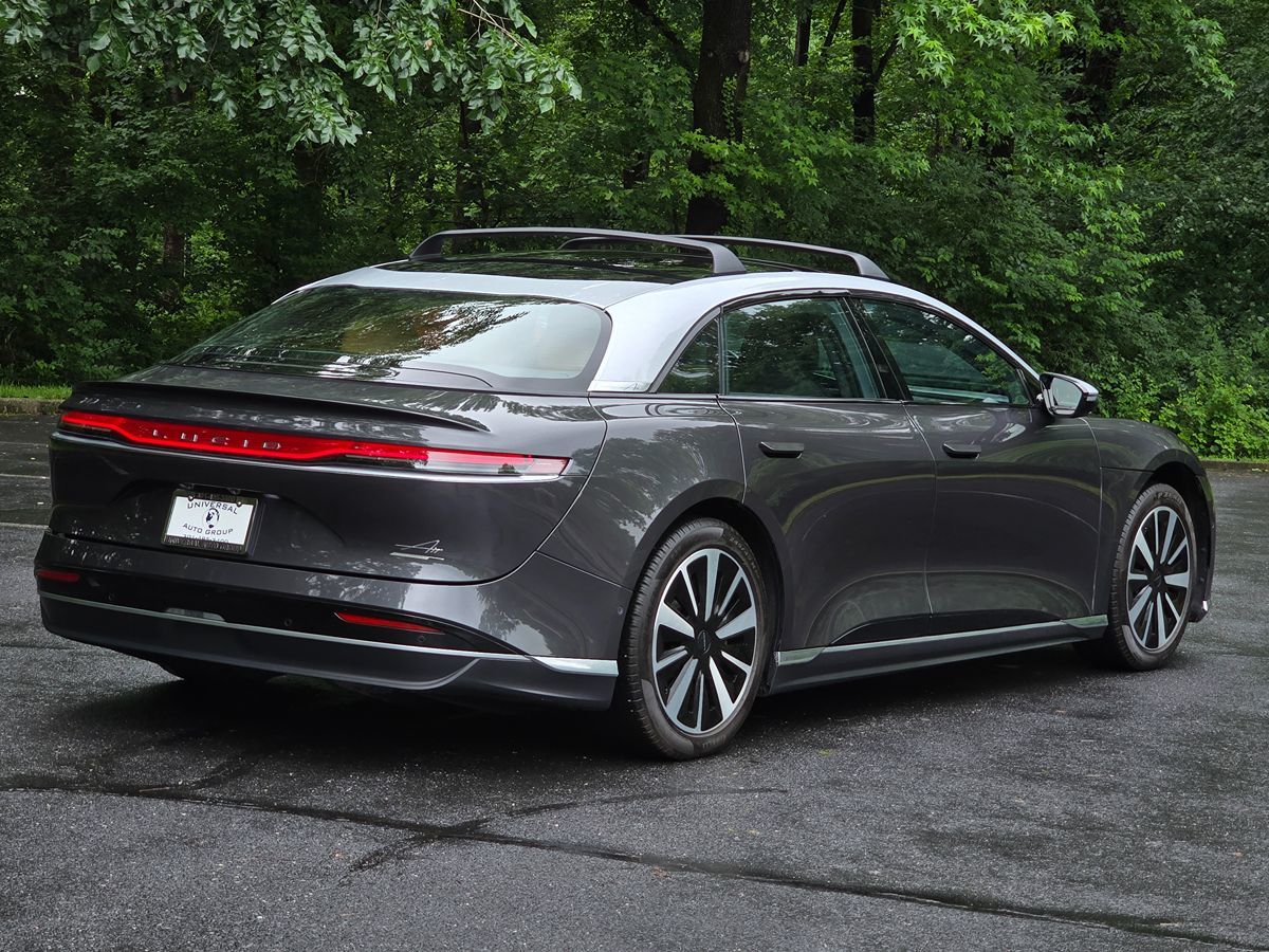 Lucid Air photo 6