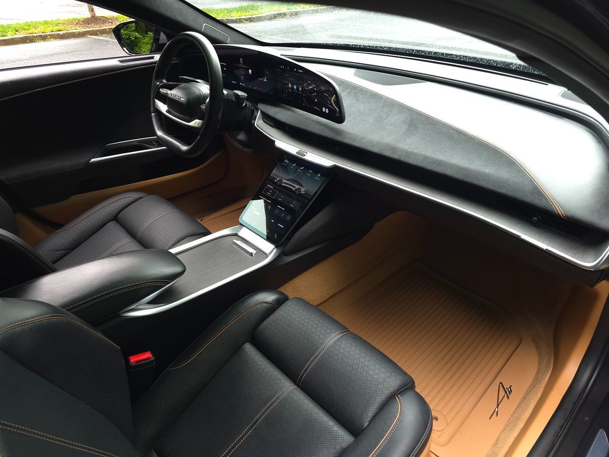 Lucid Air photo 23