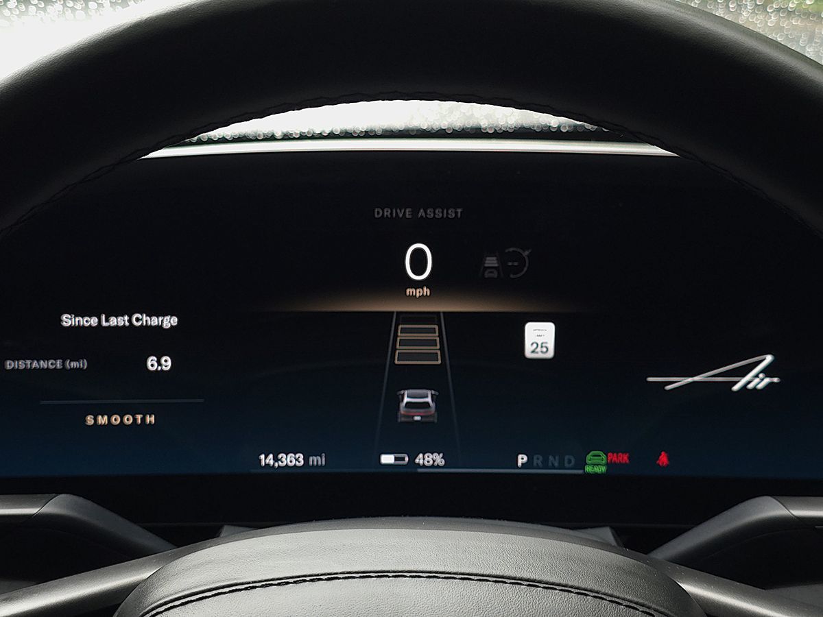 Lucid Air photo 30