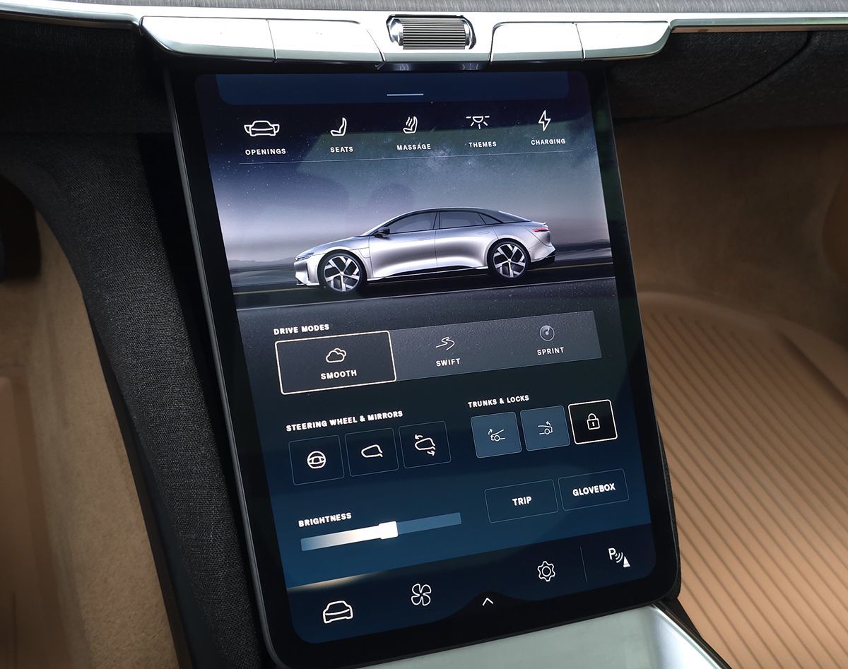 Lucid Air photo 31