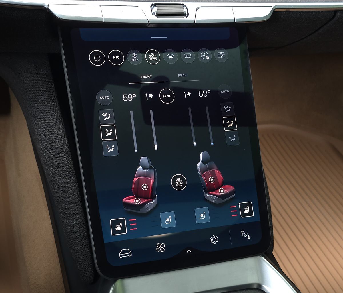 Lucid Air photo 35