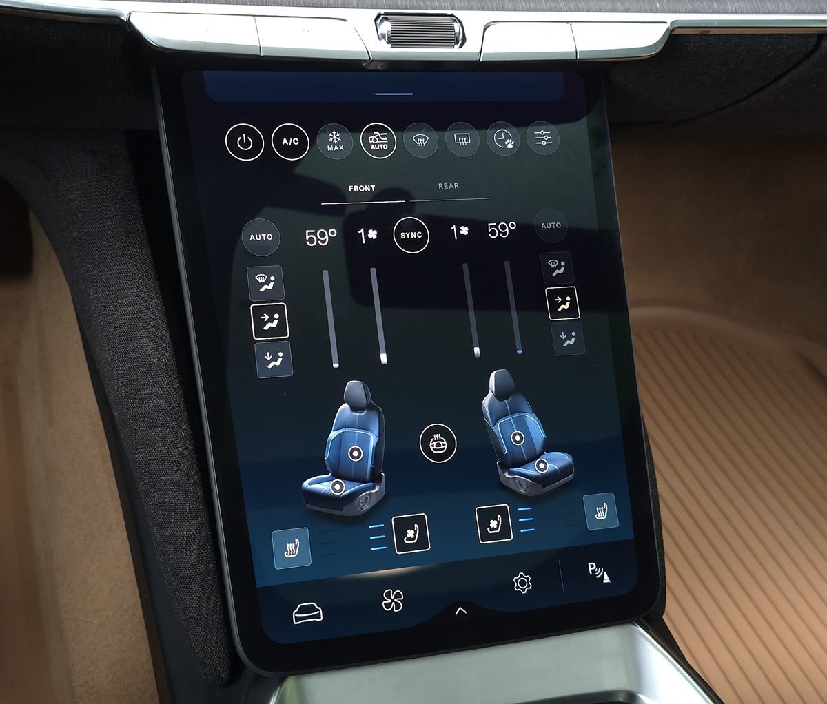 Lucid Air photo 36