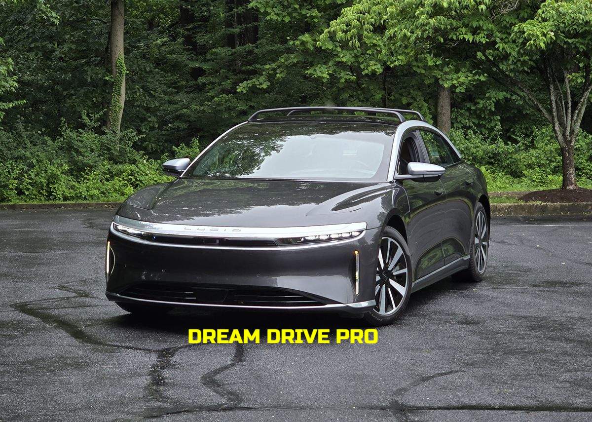 2022 Lucid Air Grand Touring's photo