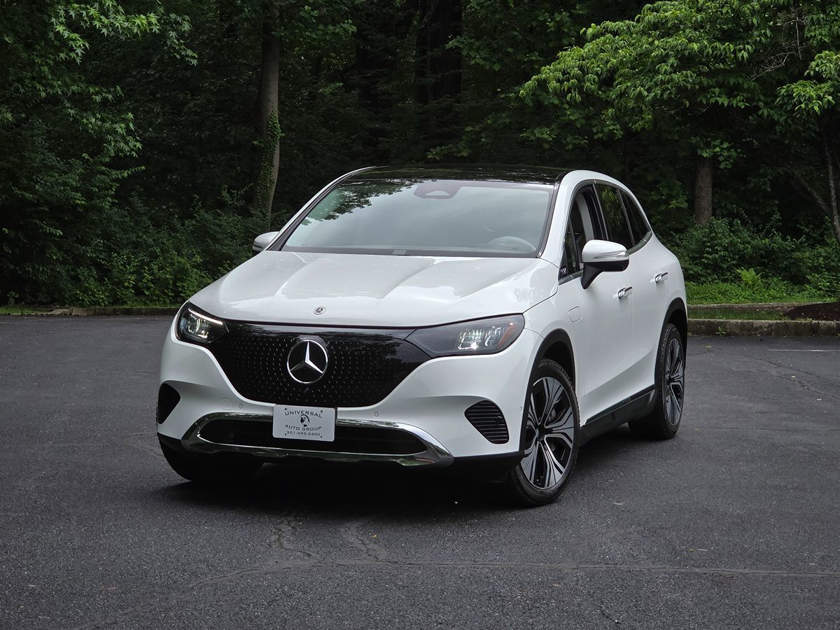 2023 Mercedes-Benz EQE SUV EQE 350 4MATIC's photo