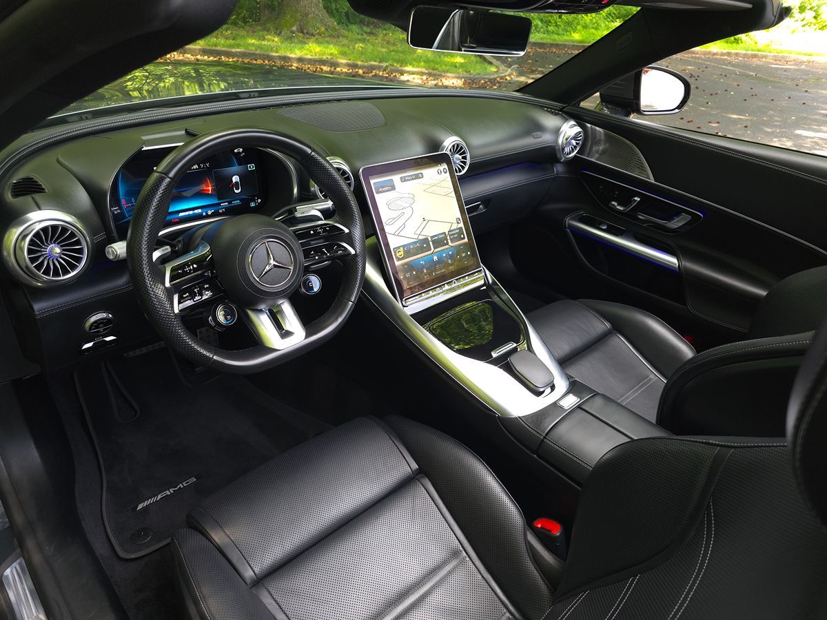 Mercedes-Benz SL photo 2