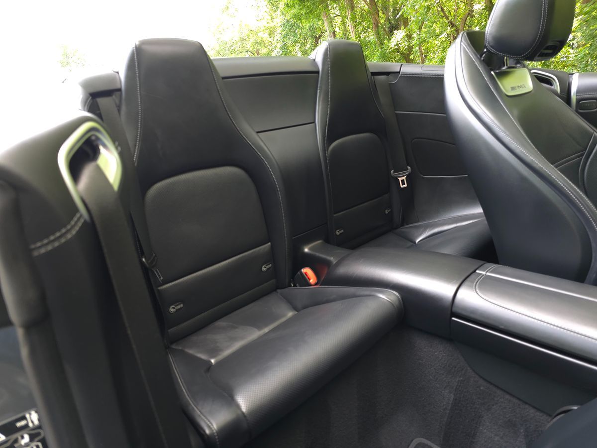 Mercedes-Benz SL photo 16
