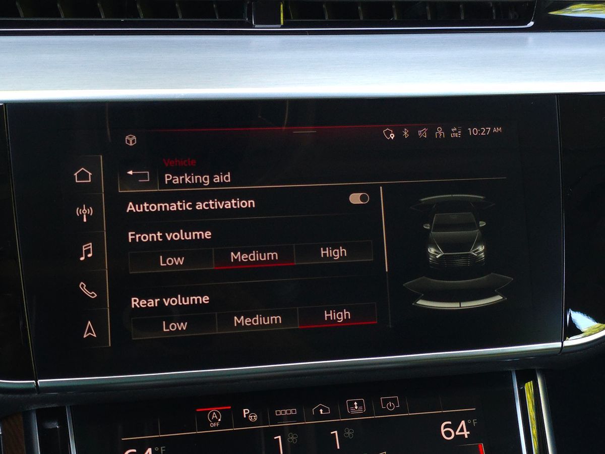 Audi A8 photo 46